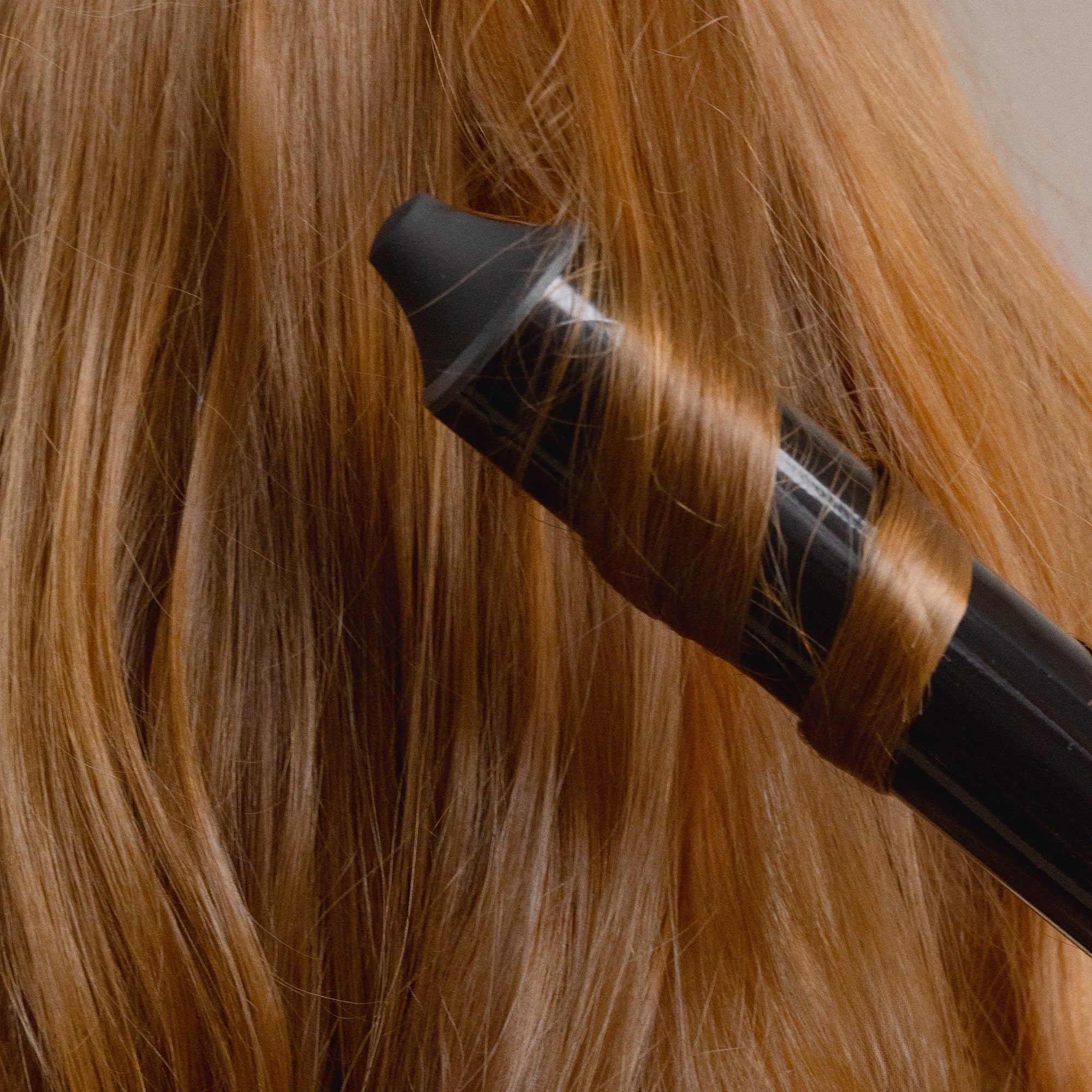NANOBLACK 1 ¼'' Curling Iron